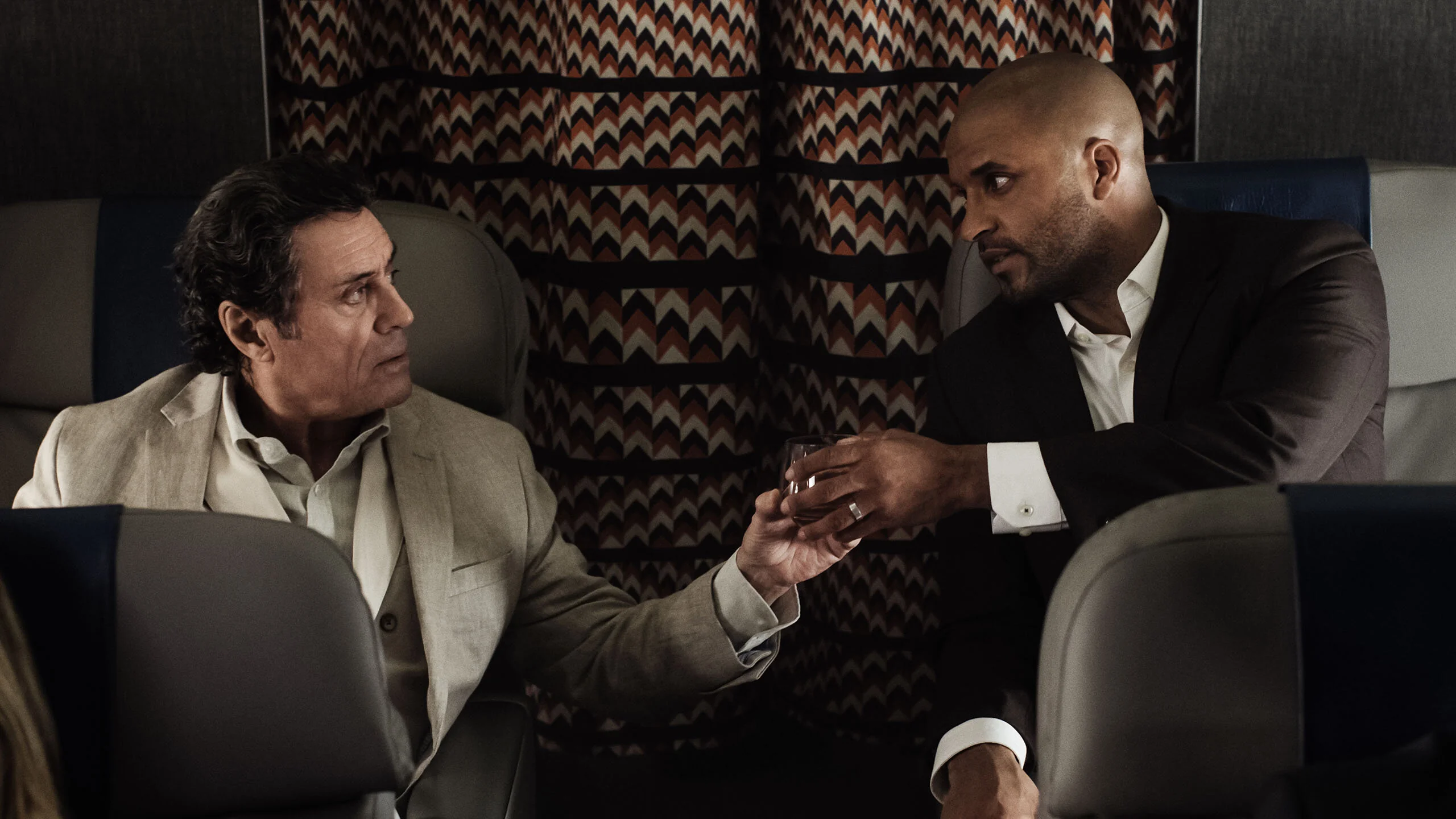 American Gods, Shadow Moon ve Mr. Wednesday